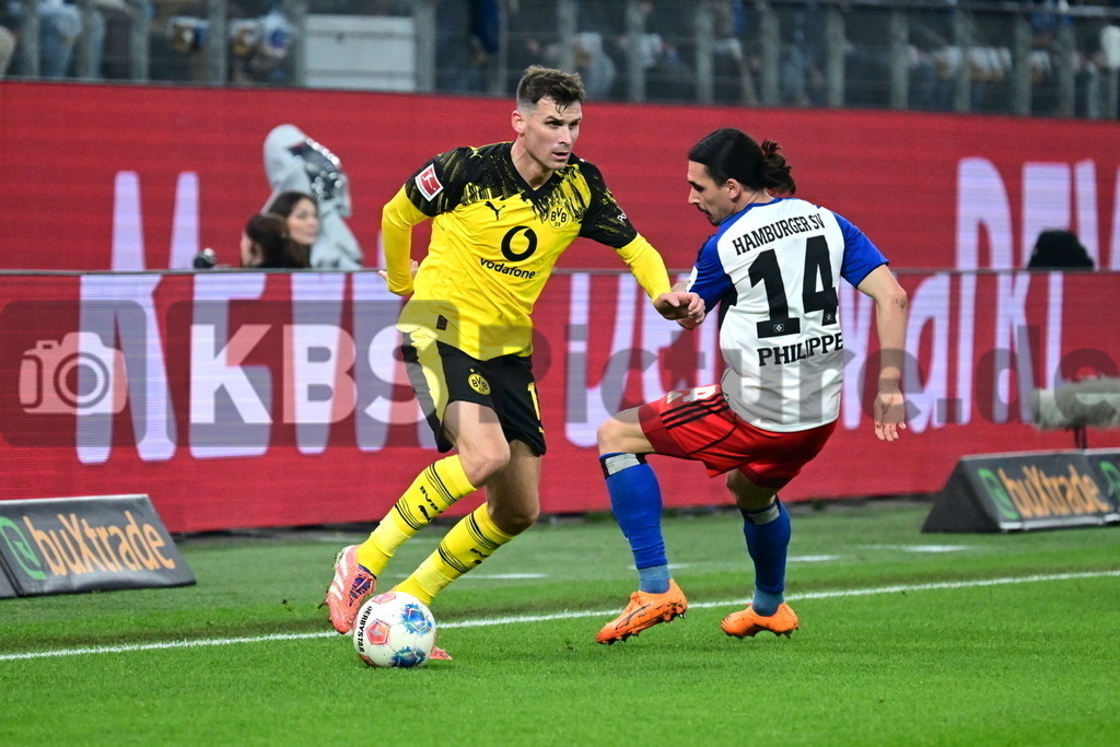 KBS Picture_HSV-Dortmund_043 | v.l. Gross Pascal (Bor. Dortmund) , Philippe Rayan (HSV) ,Sportplatz :  Volksparkstadion, - Realisiert mit Pictrs.com