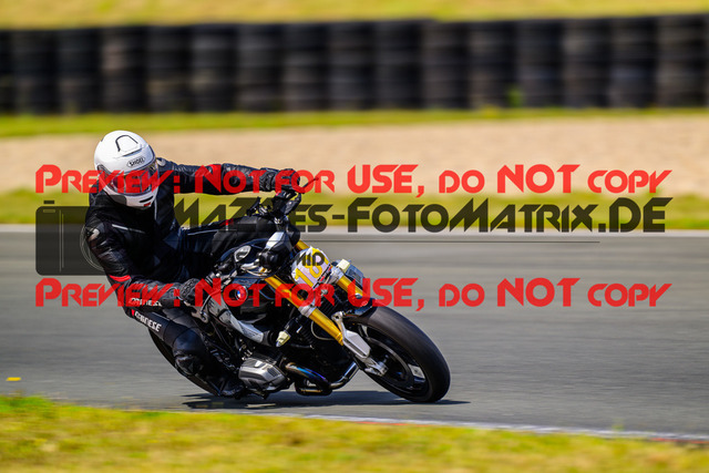 MaZZes_FotoMatrix_240725_6007705_1235 | GELB