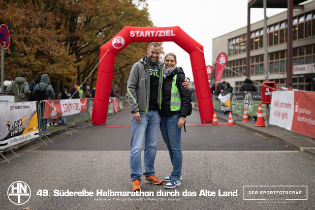 Süderelbe Halbmarathon 2025 I 09.11.2025 I Fotograf_DerSportfotograf.I 00517 | Der Sportfotograf. - Realisiert mit Pictrs.com