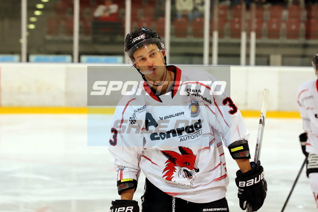 Manuel Neumann - EVD | Manuel Neumann - EVD - Realisiert mit Pictrs.com