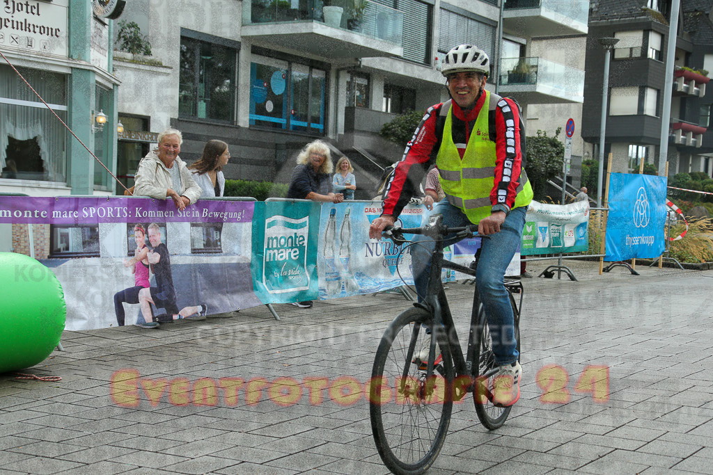 220909_1705_EX1_0044 | Sportfotografie im Rhein-Sieg Kreis, Köln, Bonn, NRW, Rheinland Pfalz, Hessen, etc. Unser Tätigkeitsfeld umfasst den Laufsport vom Volkslauf über den Marathon, Duathlon, Triathon bis zum Ultralauf wie Kölnpfad Ultra oder Schindertrail.