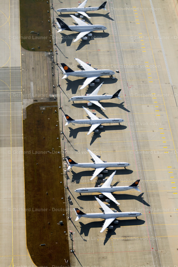 4022841 | Der Flughafen München „Franz Josef Strauß“ (IATA-Code: MUC, ICAO-Code: EDDM) ist der Verkehrsflughafen der bayerischen Landeshauptstadt München. Er liegt im Gebiet der Landkreise Erding und Freising in Bayern