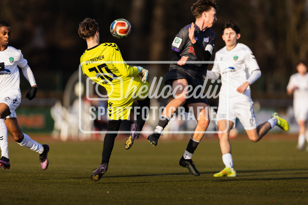 Fußball I Herren I Saison 2025-2026 I Freundschaftsspiel I VFL Osnabrück A-Junioren - JFV Bremen-098 | realhellocedii - Realisiert mit Pictrs.com