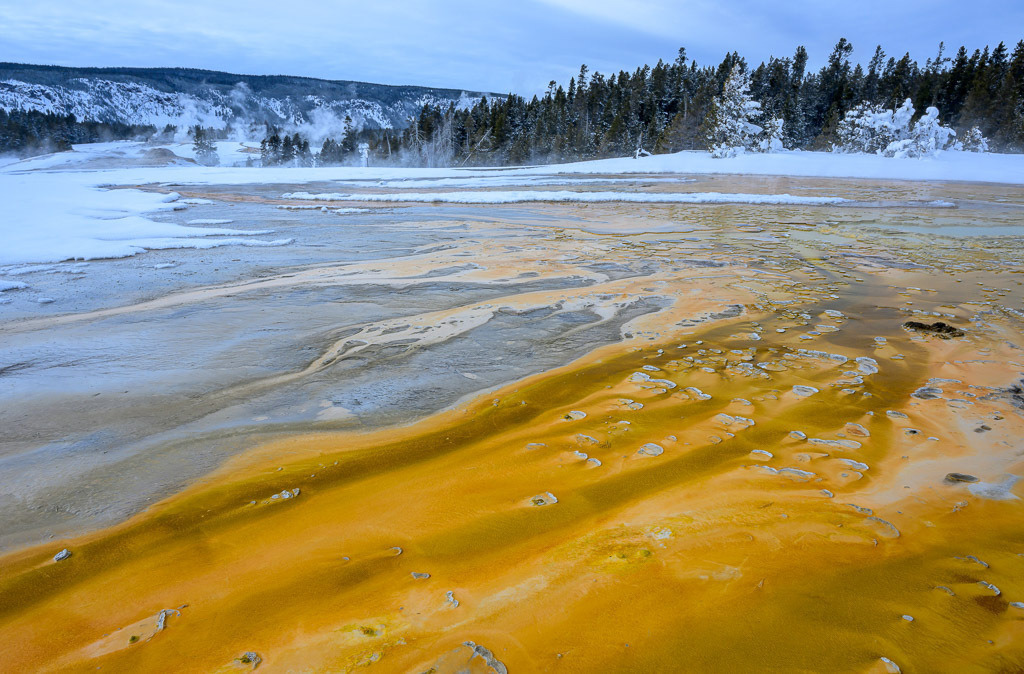 2024-190 | Upper Geyser Basin. - Realisiert mit Pictrs.com