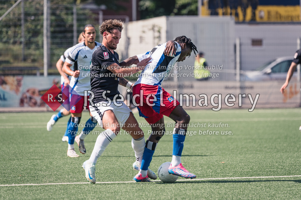 RS-1-070815 | Dominik Akyol (#77, T05), Fabio Amadu Uri Balde (#7, HSV)