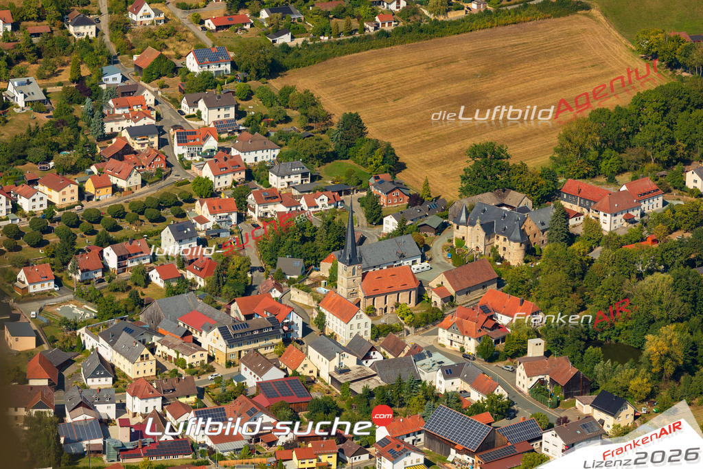 Luftaufnahme Schmölz Küps - Die Luftaufnahme wurde 2025 vom UL-Flugzeug heraus erstellt ( keine Drohne ) - Hochauflösende Luftaufnahme - für professionelle Ausdrucke geeignet. Die Geschenkidee !Mit Lizenz und Bildrechte bestellbar