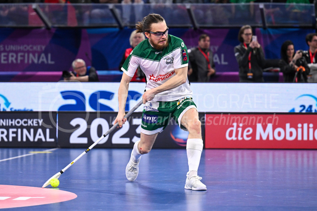 SV Wiler-Ersigen vs Floorball Köniz - 15. April 2023 | SV Wiler-Ersigen vs Floorball Köniz
Stimo Arena, Kloten
Michal Dudovic (#4 SV Wiler-Ersigen).
Bild: Sportfotografie Markus Aeschimann | www.markus-aeschimann.ch - Realisiert mit Pictrs.com