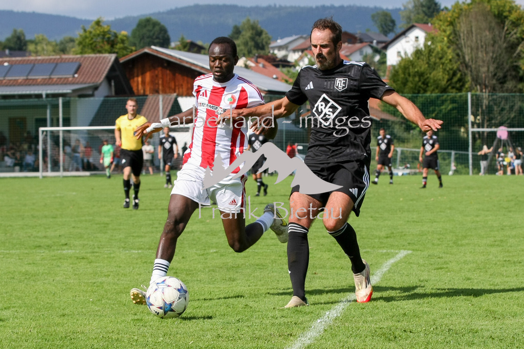 993T0592 | Medien- Sport- Entertainmentfotos