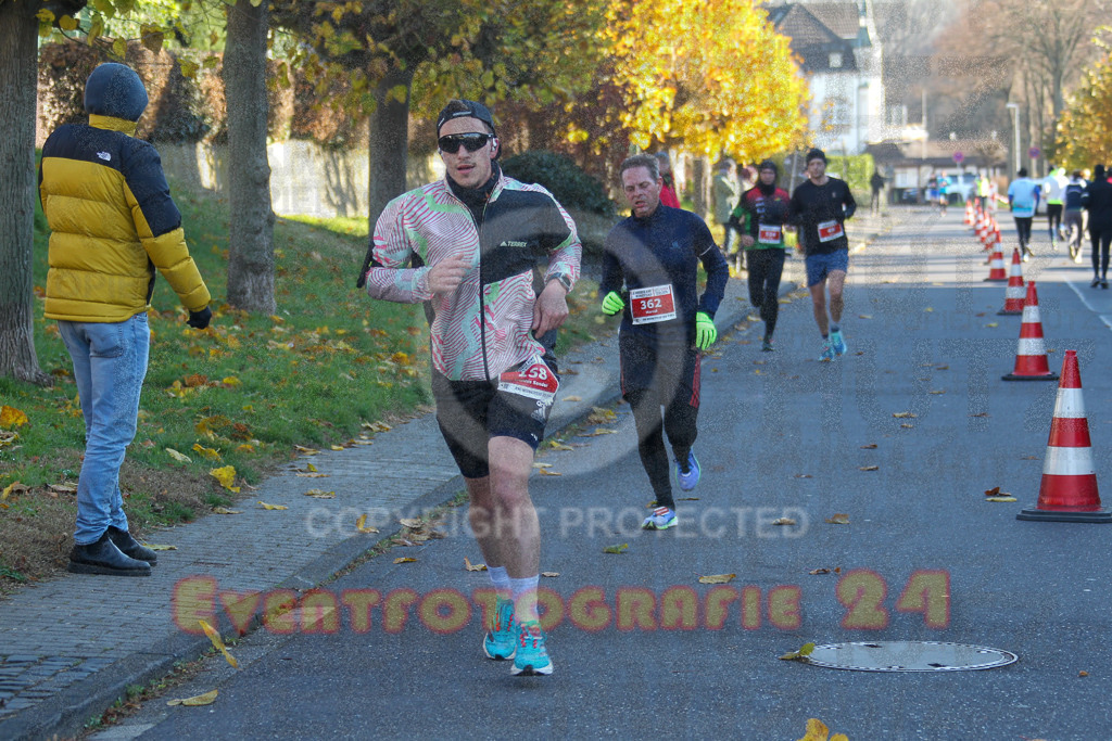 241201_1219_EV4_2111 | Sportfotografie im Rhein-Sieg Kreis, Köln, Bonn, NRW, Rheinland Pfalz, Hessen, etc. Unser Tätigkeitsfeld umfasst den Laufsport vom Volkslauf über den Marathon, Duathlon, Triathon bis zum Ultralauf wie Kölnpfad Ultra oder Schindertrail.