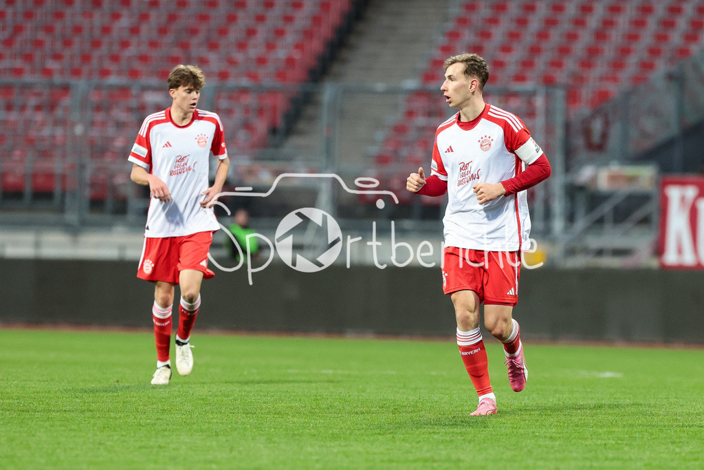 1. FC Nürnberg II - FC Bayern Amateure | in Aktion Lovro ZVONAREK (FCB #8) / Freisteller / Einzelfoto