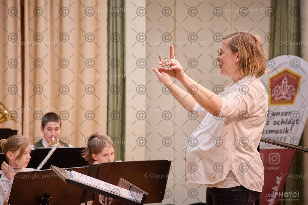 054_202601_MVS-Neujahrskonzert_NZ6_1980 | proPHOTO - Realisiert mit Pictrs.com