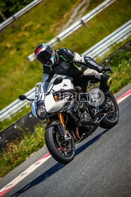 0157-250510_BOX-032_157 | Deine Full-Service-Agentur für ✔️Videoproduktionen und ✔️Motorsportfotografie Jetzt Angebot anfragen!