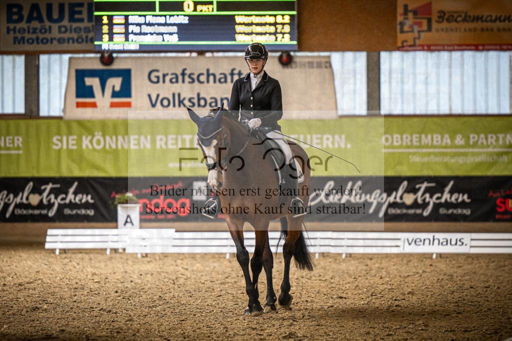 DOS_1273 | Entdecke hochwertige Reitturnierfotos von Foto Oger. Professionell, emotional und authentisch – jetzt Lieblingsmomente im Shop bestellen.Deutschlandweite Turnierfotografie. - Realisiert mit Pictrs.com