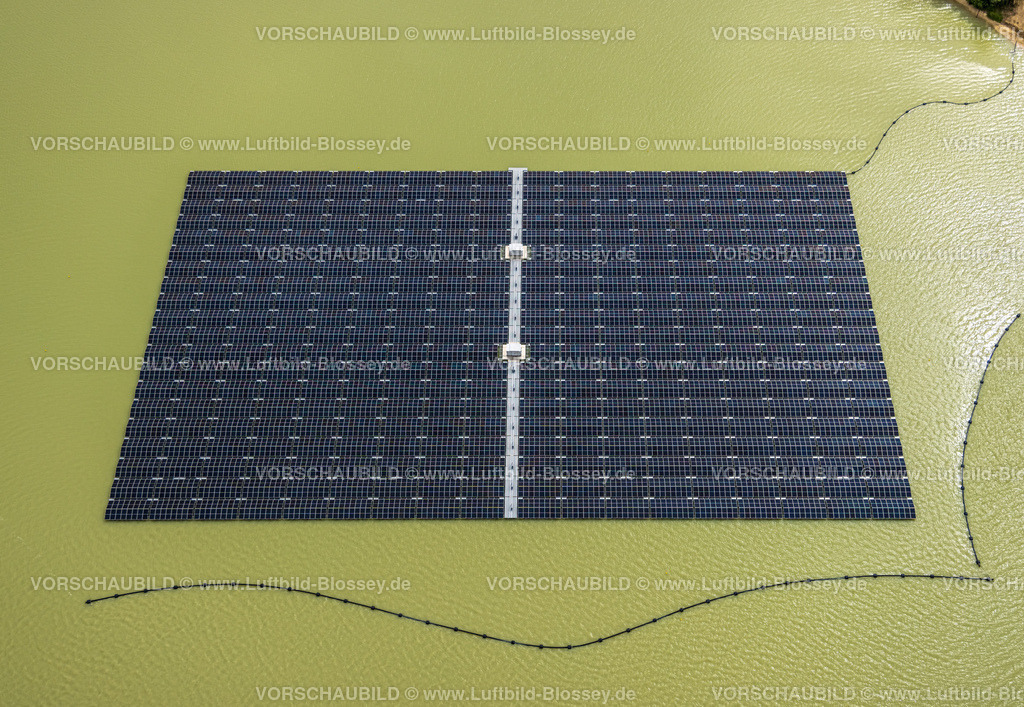 Haltern220604488 | Luftbild, Solaranlage im Silbersee III, schwimmende Photovoltaikanlage, Lehmbraken, Haltern am See, Ruhrgebiet, Nordrhein-Westfalen, Deutschland