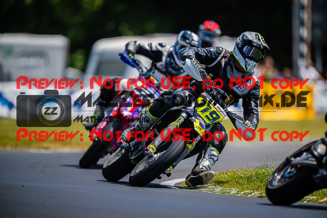 MaZZes_FotoMatrix_220703_1225 | S4