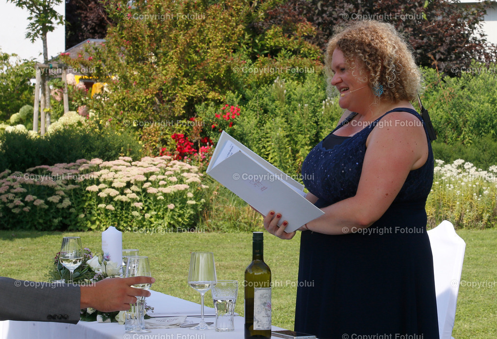 KERSTINFREDYHOCHZEIT_260822_36 | bilder, linz, photo, foto, fussball, sport, fotolui, bundesliga