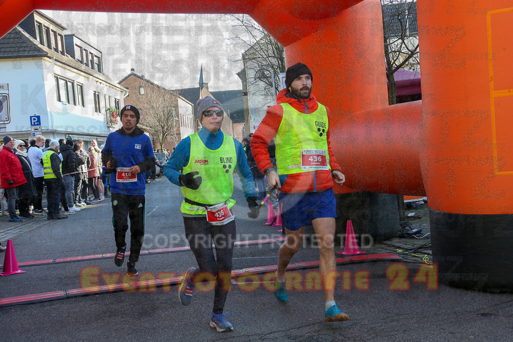 241201_1243_EX1_3215 | Sportfotografie im Rhein-Sieg Kreis, Köln, Bonn, NRW, Rheinland Pfalz, Hessen, etc. Unser Tätigkeitsfeld umfasst den Laufsport vom Volkslauf über den Marathon, Duathlon, Triathon bis zum Ultralauf wie Kölnpfad Ultra oder Schindertrail.