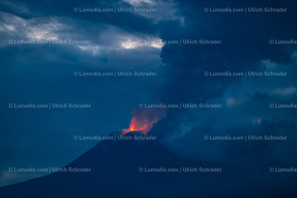 10039-10010 - Ätna _ Sizilien | Stockfoto und Bilderpool mit Bildmaterial aus Deutschland, dem Harz, Halberstadt, Quedlinburg, Wernigerode und weltweit. Qualitativ hochwertige und professionelle Fotos anschauen und kaufen. - Realisiert mit Pictrs.com