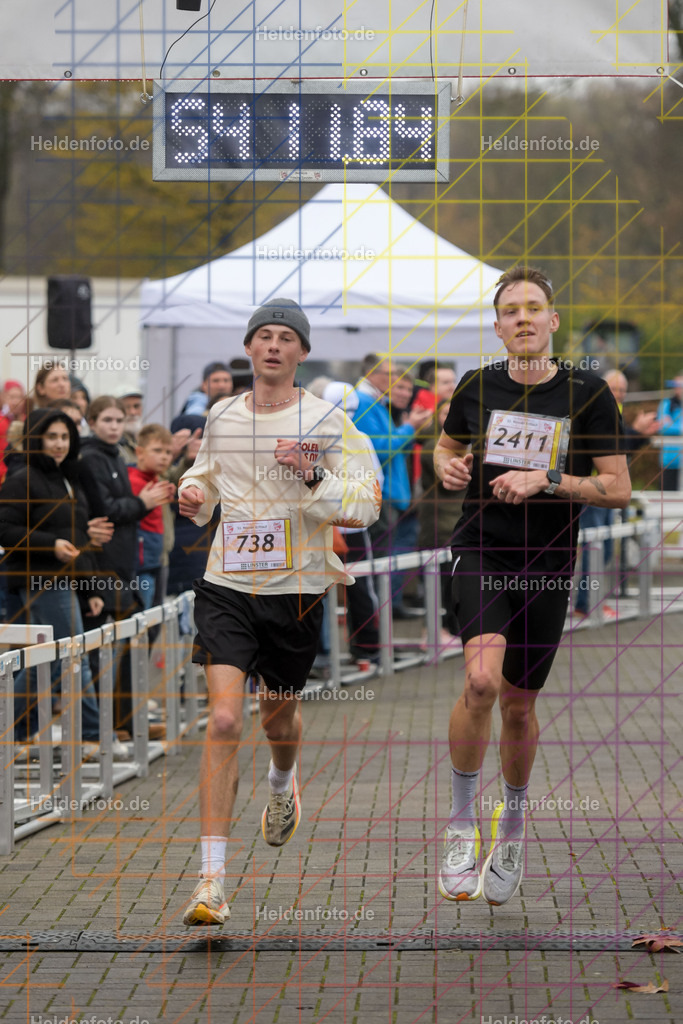 Neusser Erftlauf 2025  | 15km Neusser Erftlauf 2025 Foto: Heldenfoto.de