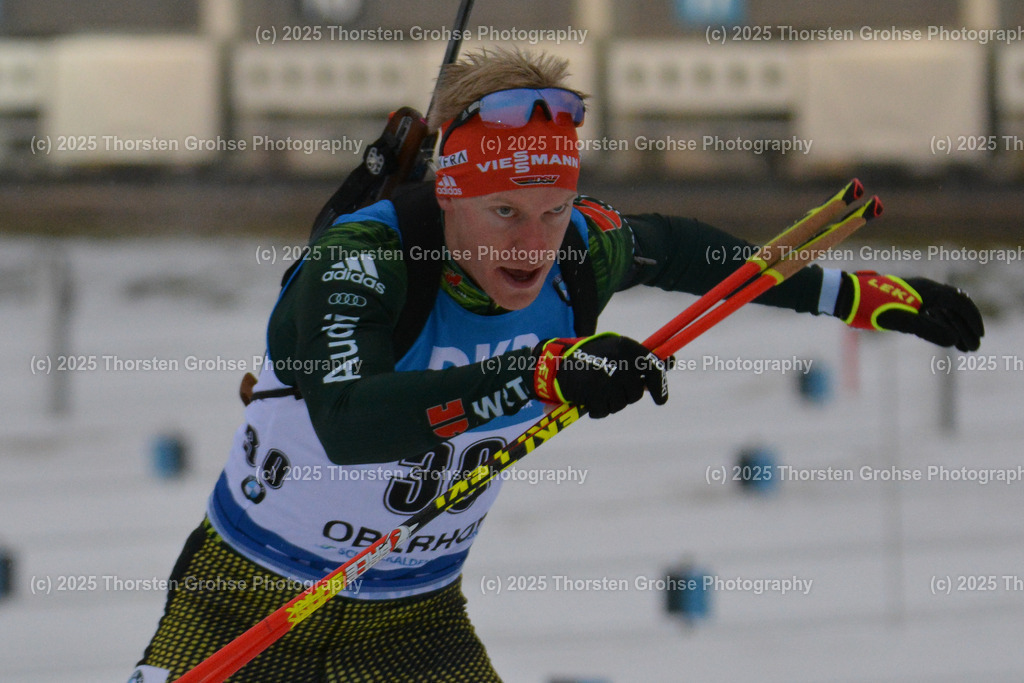 IBU WC Biathlon Oberhof 2018 | REES Roman (GER) verlaesst den Schiessstand; IBU WC Biathlon Oberhof 2018, 12,5 km Verfolgung der Männer am 06.01.2018 in der DKB Ski Arena in Oberhof, (Deutschland) - Realisiert mit Pictrs.com