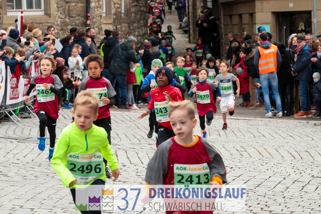 AOK JuniorCup 400m | 3Koenigslauf 2023 - Realisiert mit Pictrs.com