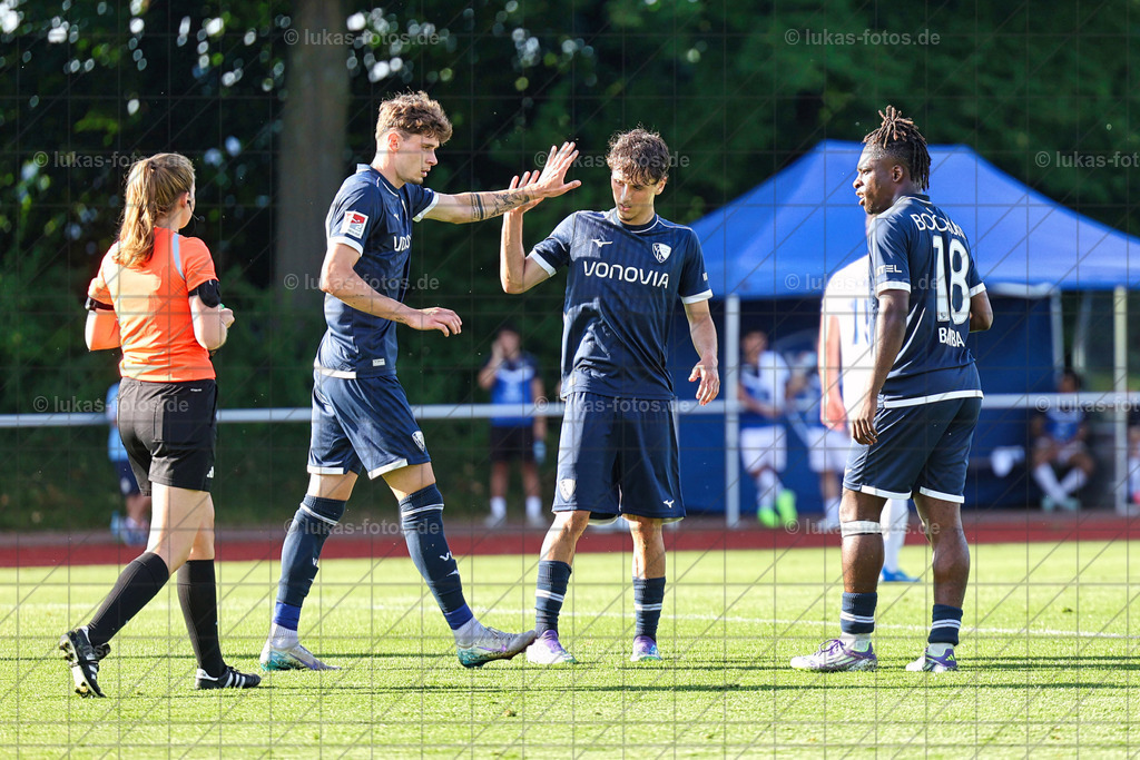 TuS Harpen - VfL Bochum | Testspiel des VfL Bochum gegen den TuS Harpen im Juli 2025 - Realisiert mit Pictrs.com