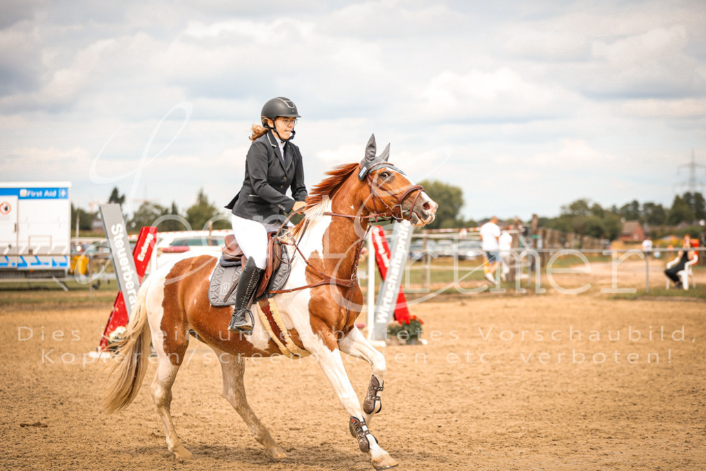 06.SoSpWB00137 | Leoni Ertmer Photography - Realisiert mit Pictrs.com