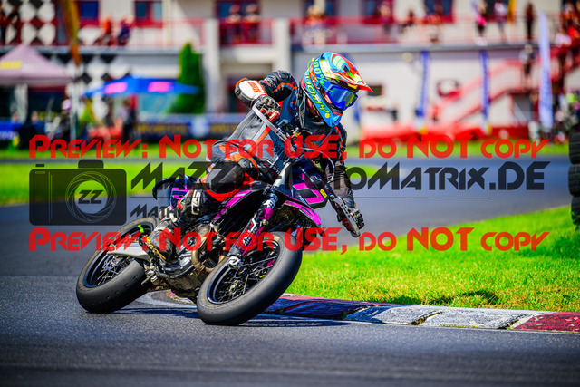 MaZZes_FotoMatrix_240713_6021986_6483 | UE40