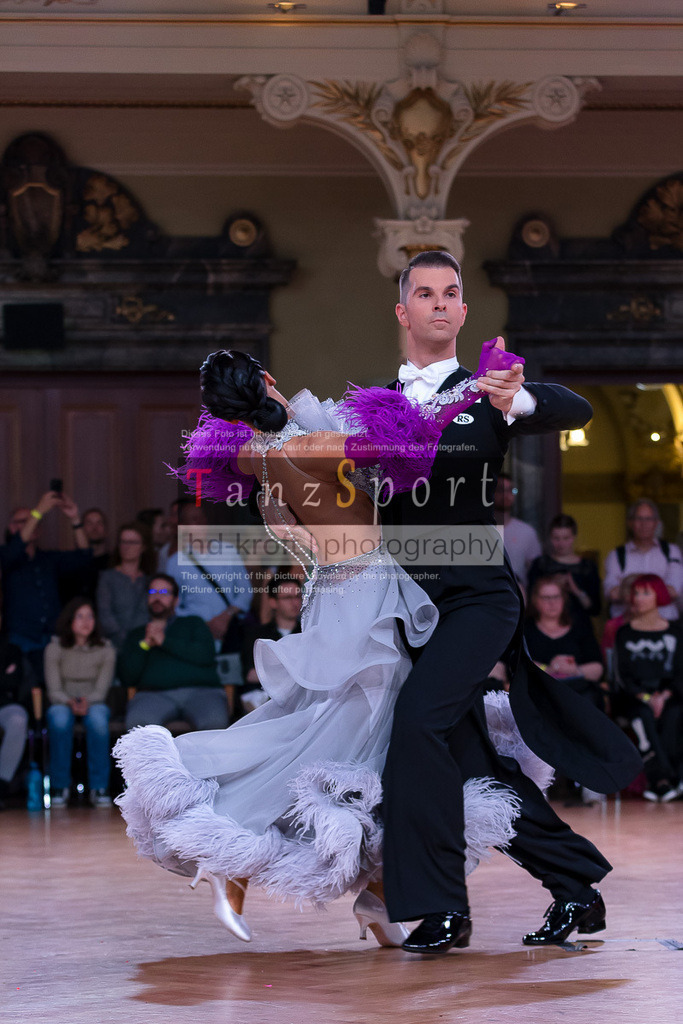 20240706_WDSF_RS_Std_9666 | Tanzsportbilder, Standardtanz, Lateintanz, WDSF, DTV, LTVB, dancecomp, goc, hessen tanzt, blaues band der spree, walzer, tango, wiener walzer, slowfox, quickstepp, samba, rumba, cha-cha-cha, paso doble. jive, hd-kroft photography, turniertanzsport