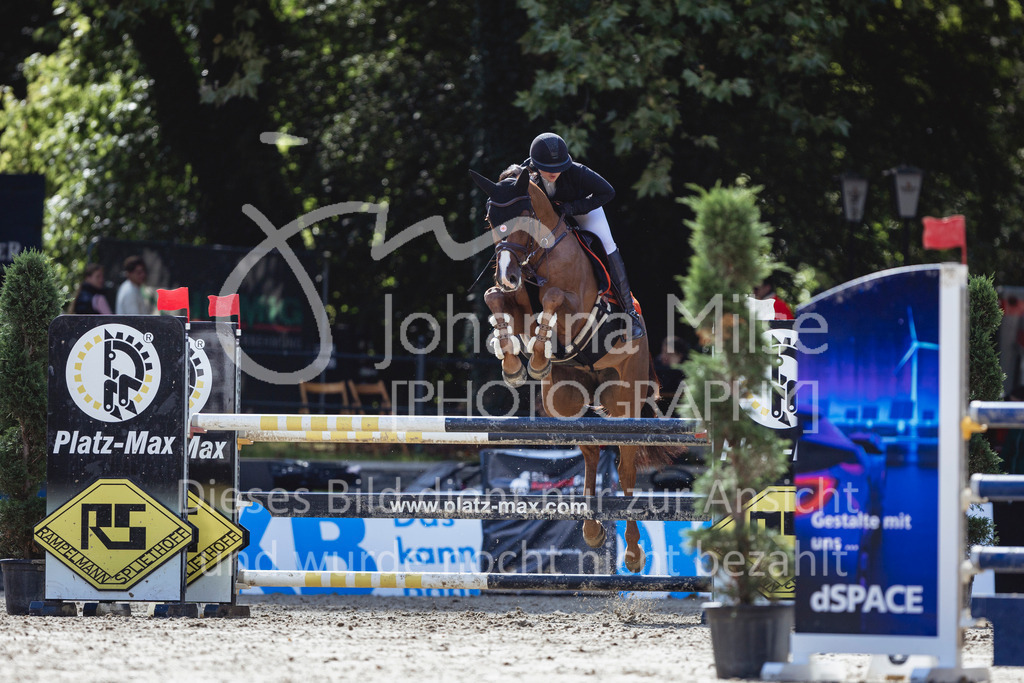 240912_OWLCh_AmateurM-439 | Deine schönsten Turniermomente als professionelle Fotos! Entdecke hochwertige Pferdesport-Fotografie im Online-Shop. Jetzt Fotos finden & bestellen!