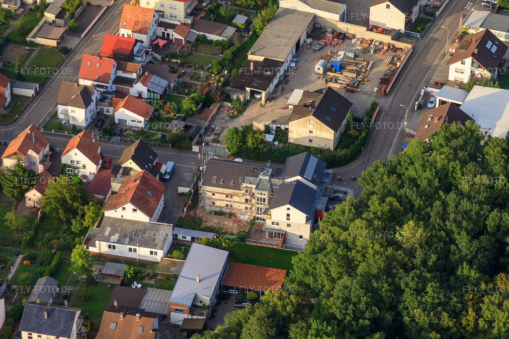 Luftbild: Somedi GmbH der AWO an der Ecke Waldstraße-/Elsässer Straße in Kandel im Bundesland Rheinland-Pfalz in Deutschland. Foto: IMG_45018.jpg vom 03.09.2011 durch Werner Riehm/FLY-FOTO.de