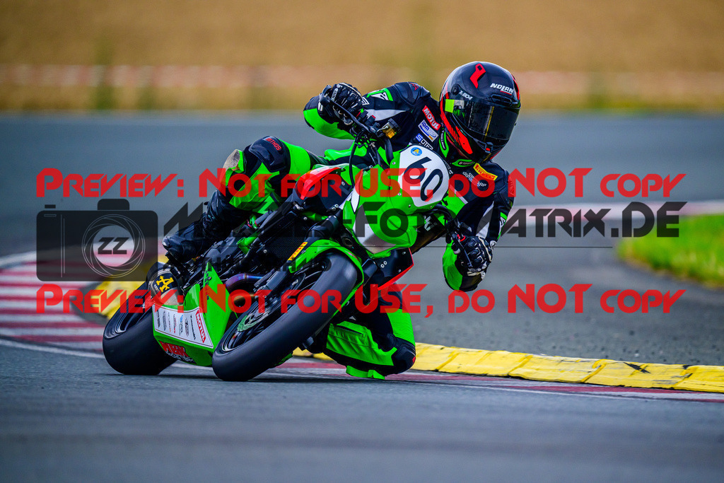 MaZZes_FotoMatrix_240727_6007705_2159 | TWIN