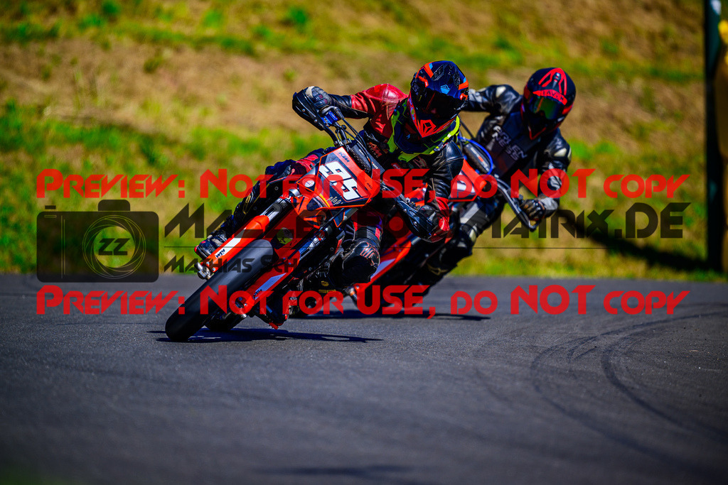 MaZZes_FotoMatrix_240816_6007705_8410 | UE40