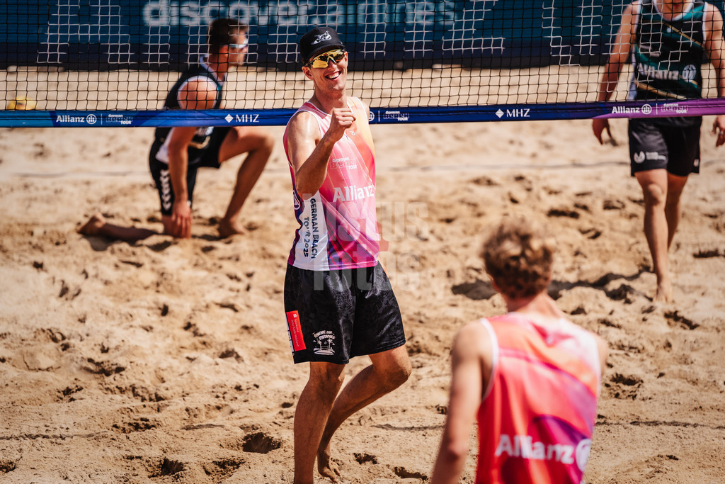 Beachvolleyball | Männer | Allianz German Beach Tour 2025 | Tourstop Hamburg | 29.05.2025 | Tristan Fröbel jubelt