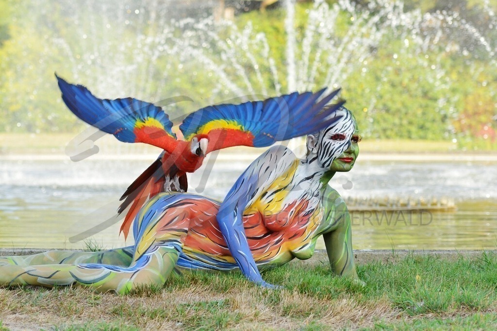 AnimalArt-PAPAGEI_7417 | #002 | Modell: Katey | Foto: Carsten Korwes - Realisiert mit Pictrs.com