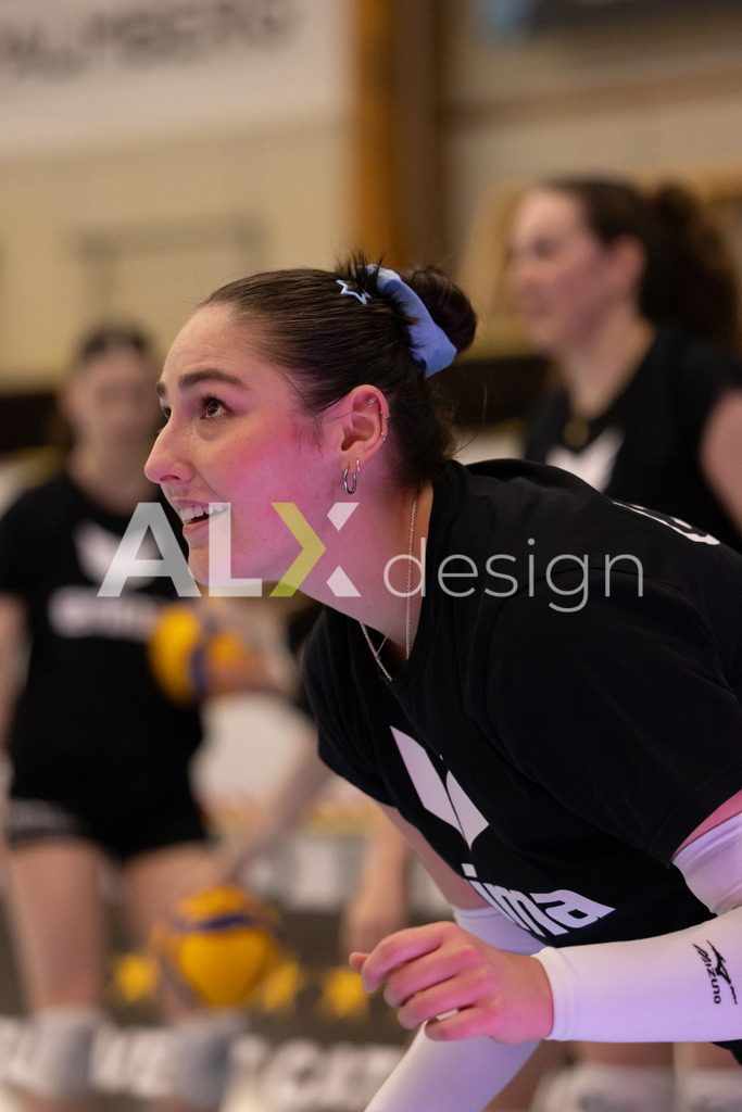 Volleyball I Frauen I Saison 2025-2026 I Volleyball NLA | Women I 1/2 Finals I  VC Kanti Schaffhausen - Sm'Aesch Pfeffingen I 07.03.2026 | 12 Isabella Loffreda (CH) (VC Kanti Schaffhausen) – Libera - Realisiert mit Pictrs.com