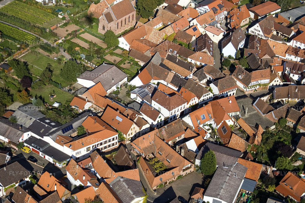 Luftbild: Ortsansicht in Birkweiler im Bundesland Rheinland-Pfalz in Deutschland. Foto: IMG_8391.jpg vom 07.10.2007 durch Werner Riehm/FLY-FOTO.de