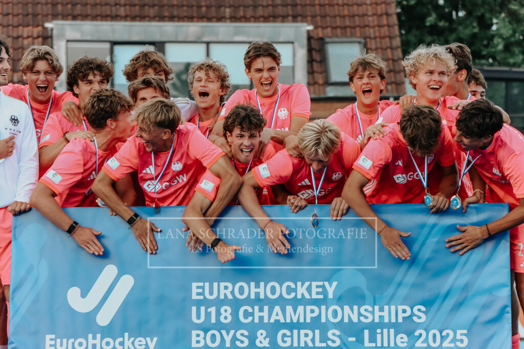 EM_MU18_F_GER-BEL_Lille_bearbeitet (31 von 5) | lanaschraderfotografie - Realisiert mit Pictrs.com