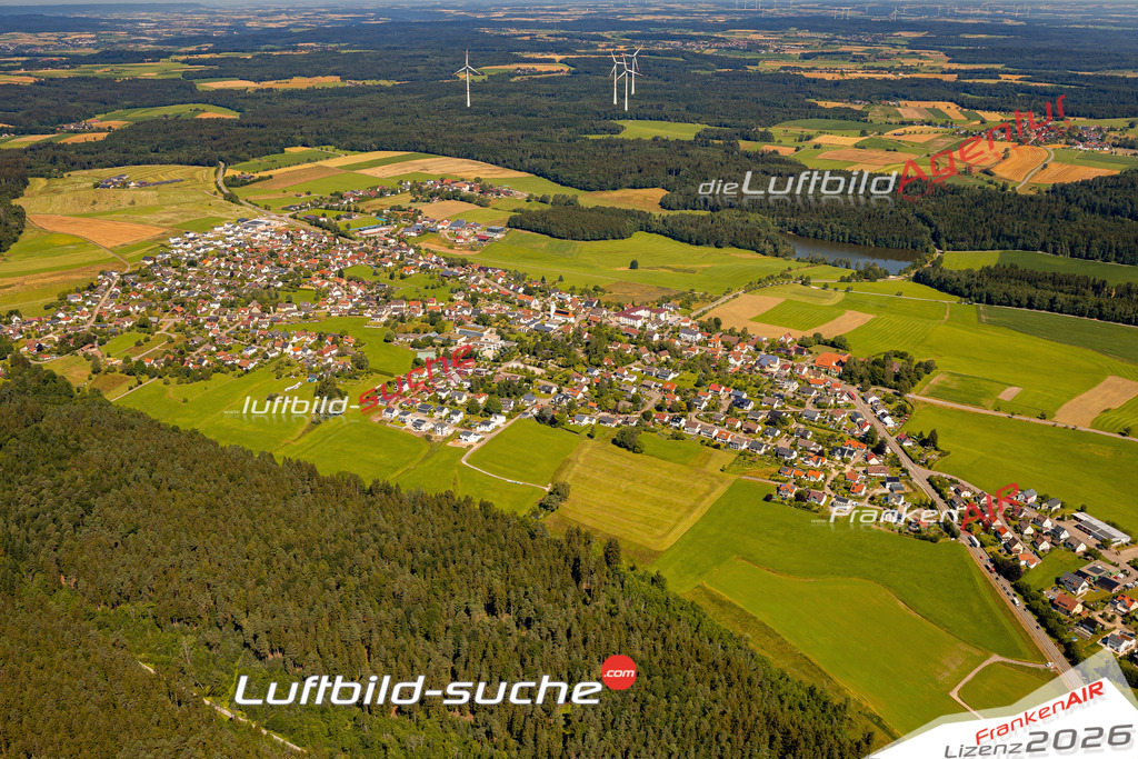 Das Luftbild zeigt :  Rosenberg - Die Luftaufnahme wurde 2024 vom UL-Flugzeug aus erstellt ( keine Drohne ) - Hochauflösende Luftaufnahme - Für grossformatige Ausdrucke geeignet. Die Geschenkidee !Mit Lizenz und Bildrechte bestellbar