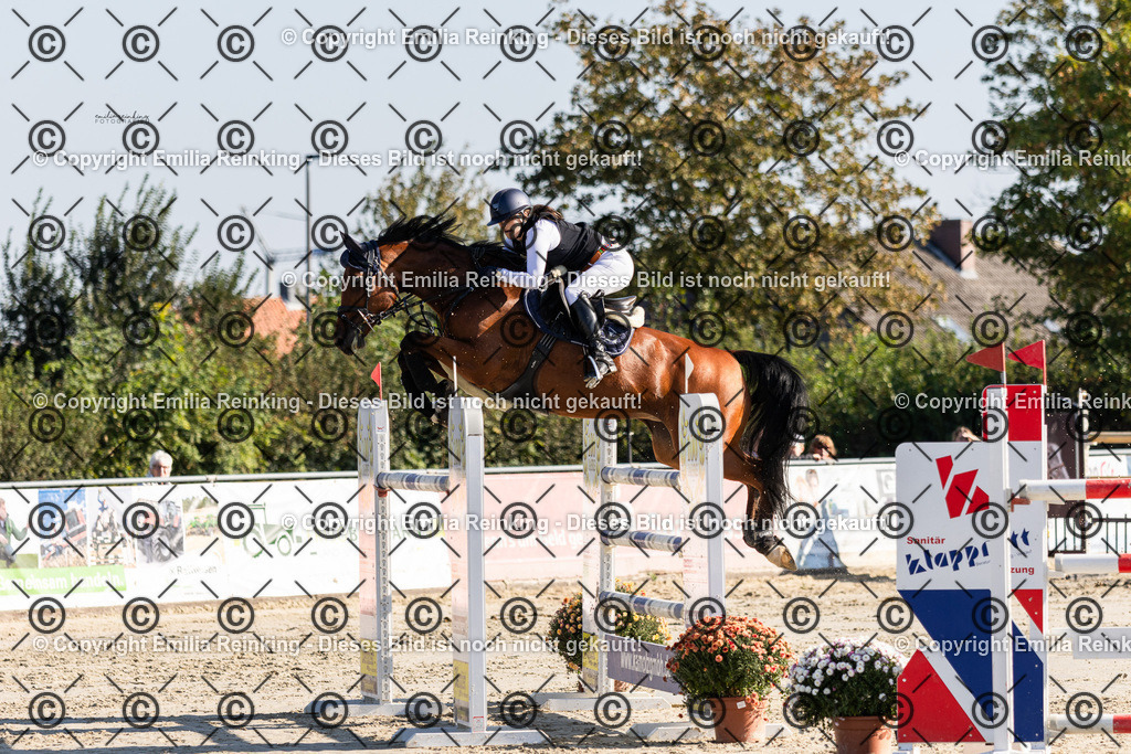 CL5A8021 | Emilia Reinking Fotografie - Realisiert mit Pictrs.com