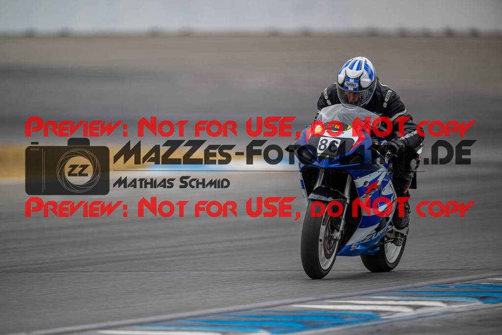 MaZZes-Fotomatrix-20260809-576250 | R1