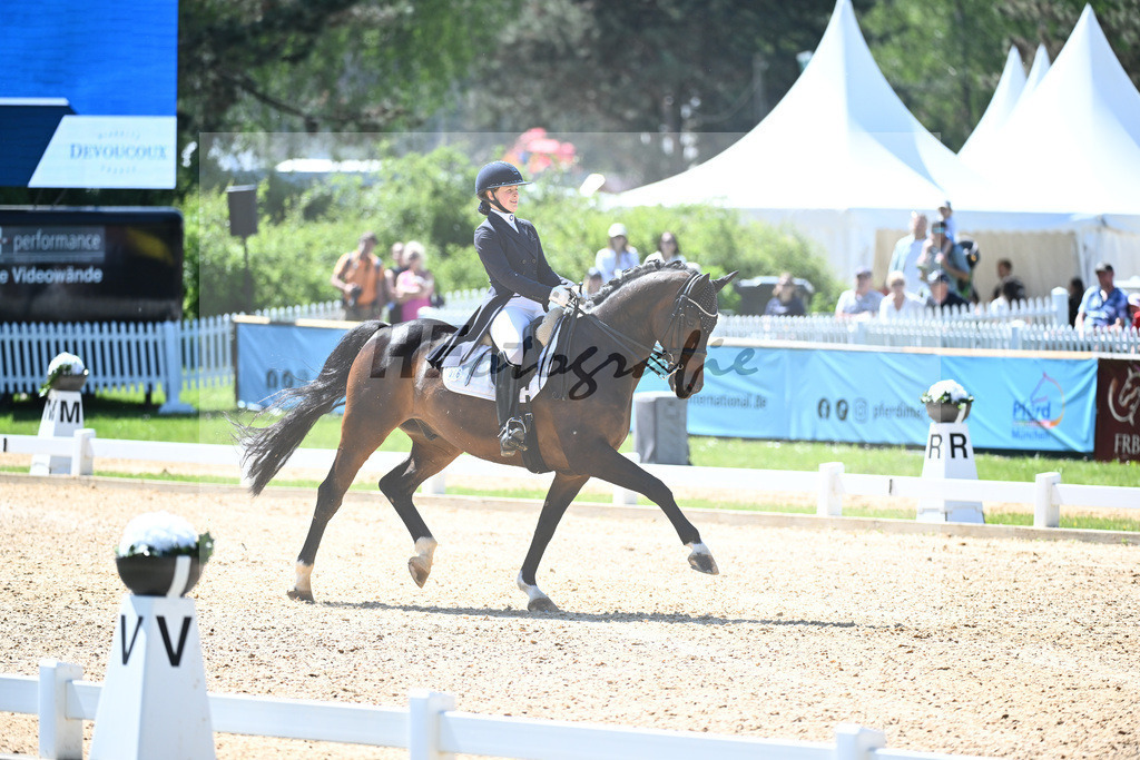 Purrmann_Devendra CE_12246298 | hf-fotografie - Realisiert mit Pictrs.com