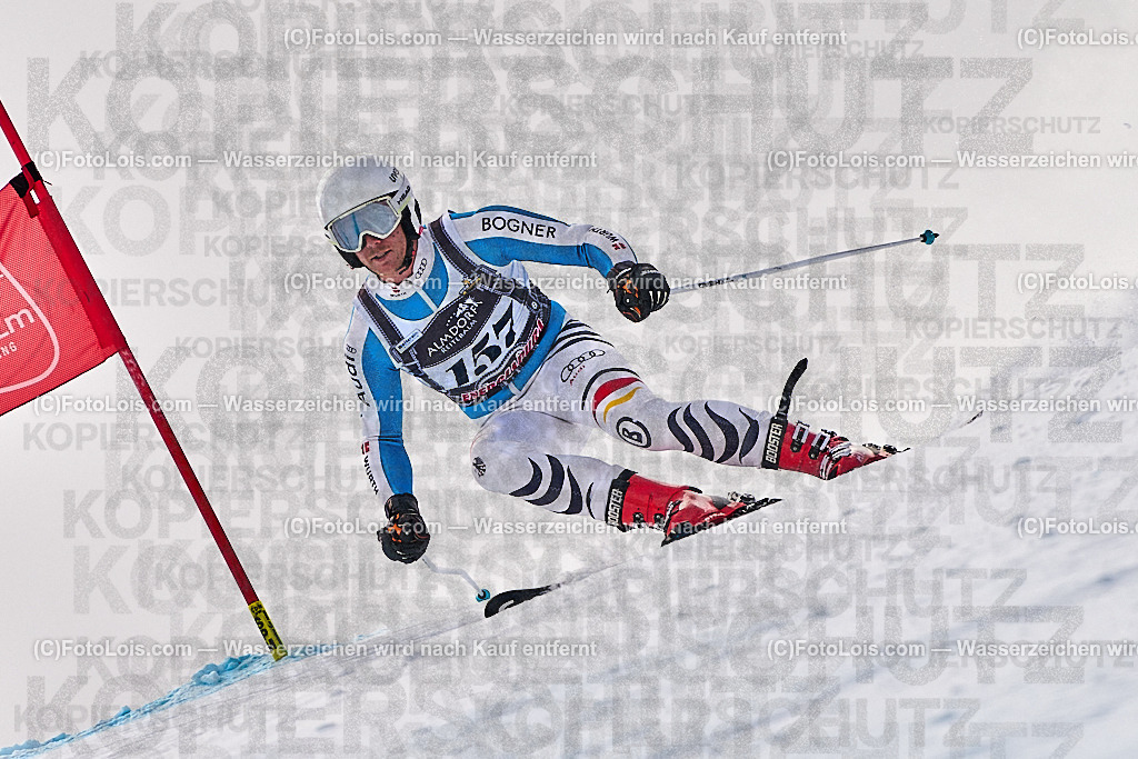 _ALP3182_MASTERS-WM_Reiteralm_A-GS_Tafelmeier Simon | FISWORLD CHAMPIONSHIPSMASTERS ALPINE SKIING, 23. – 28. MÄRZ 2026 - REITERALM | STMK | AUT.   Veranstaltet vom Masters-Referat des Deutschen Skiverbandes (DSV). Durchführende Organisation: WSV Pichl-Reiteralm, unterstütutzt von den Bergbahnen REITERALM bei Schladming und SKI AUSTRIA.                            Disziplinen:  Super-G, GiantSlalom, Slalom.                                                 Kategorien:  A (Herrn 30-59 Jahre), B (Herrn ab 60 Jahre), C (Damen 30-59 Jahre), D (Damen ab 60 Jahre).                Rennstrecken:   Gasselhöhe und Muldenliftpiste auf der Reiteralm.