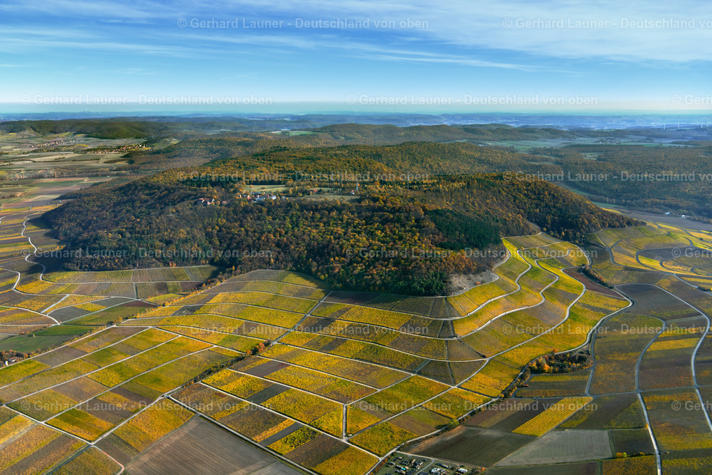 3808029 | Weinbergslandschaft an der Mainschleife bei Escherndorf und Nordheim