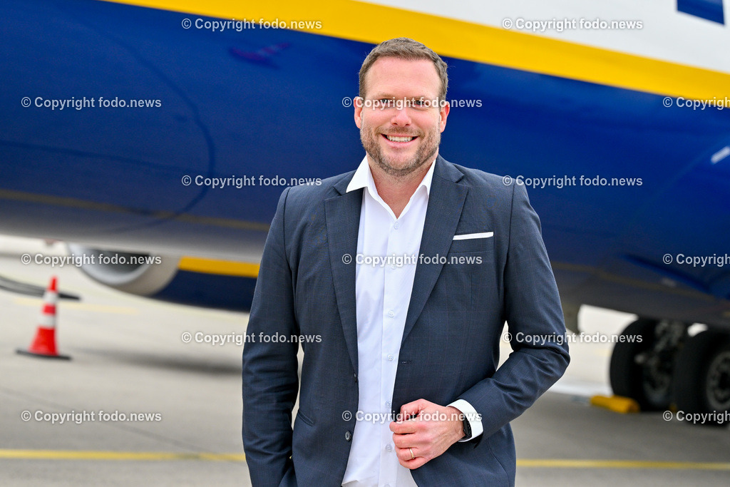 Linz Airport - Comeback Ryanair_ 08.11.2024-26 | 08.11.2024, Linz Hoersching, AUT, Linz Airport - Comeback Ryanair, im Bild Andreas Gruber (Ryanair-Sprecher und Geschaeftsfuehrer Laudamotion GmbH)