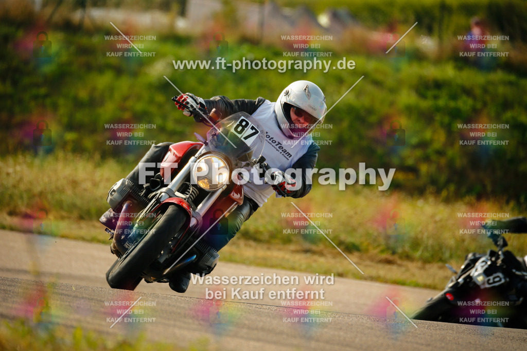 _MOT6451 | Hier findet Ihr Bilder von Touristenfahrten auf der Nürburgring Nordschleife oder von anderen Veranstaltungen die ich besucht habe. Viel Spass beim Durch Schauen 