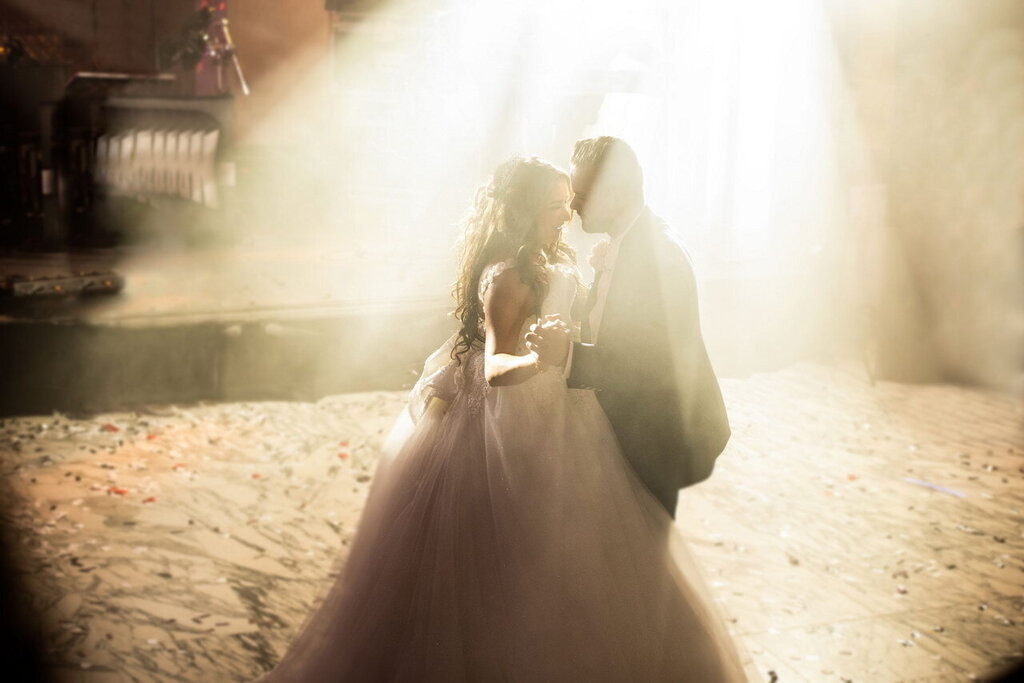 Hochzeit_Location_241 | Mein Name ist Arkadius. Ich fotografiere Ihre Hochzeit in Frankfurt und im Umkreis von 200 km. Als Fotograf bin ich noch bekannt im Bereich Business- und Modefotografie.