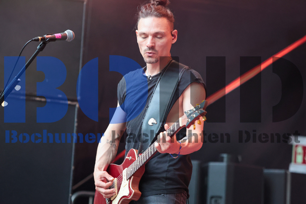 SES_BTLAER20250704-37 | bond - Realisiert mit Pictrs.com