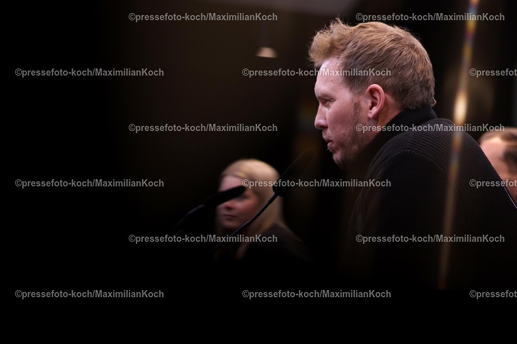 DFB22032501058 | 22.03.2025, Fußball, Abschlusstraining und Pressekonferenz vor dem Nations League  Viertelfinale Deutschland - Italien, Signal Iduna Park, Saison 2024 2025: Bundestrainer Julian Nagelsmann (GER) DFB regulations prohibit any use of photographs as image sequences and or quasi-video.