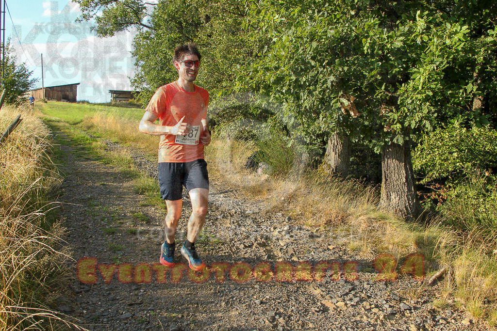 250801_1911_EV4_8238 | Sportfotografie im Rhein-Sieg Kreis, Köln, Bonn, NRW, Rheinland Pfalz, Hessen, etc. Unser Tätigkeitsfeld umfasst den Laufsport vom Volkslauf über den Marathon, Duathlon, Triathon bis zum Ultralauf wie Kölnpfad Ultra oder Schindertrail.